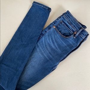 Abercrombie & Fitch High Rise Skinny Jeans ⚡️